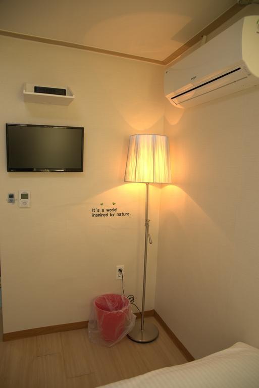 Cozybox Hotel Seoul Exterior photo