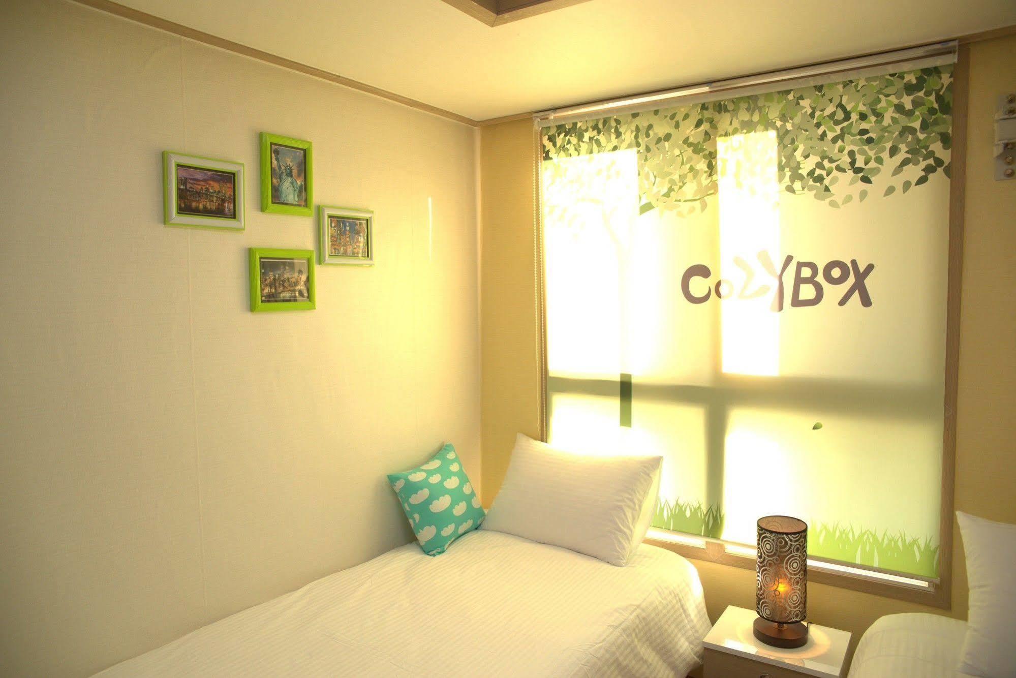 Cozybox Hotel Seoul Exterior photo