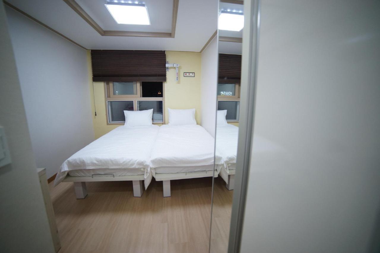 Cozybox Hotel Seoul Exterior photo